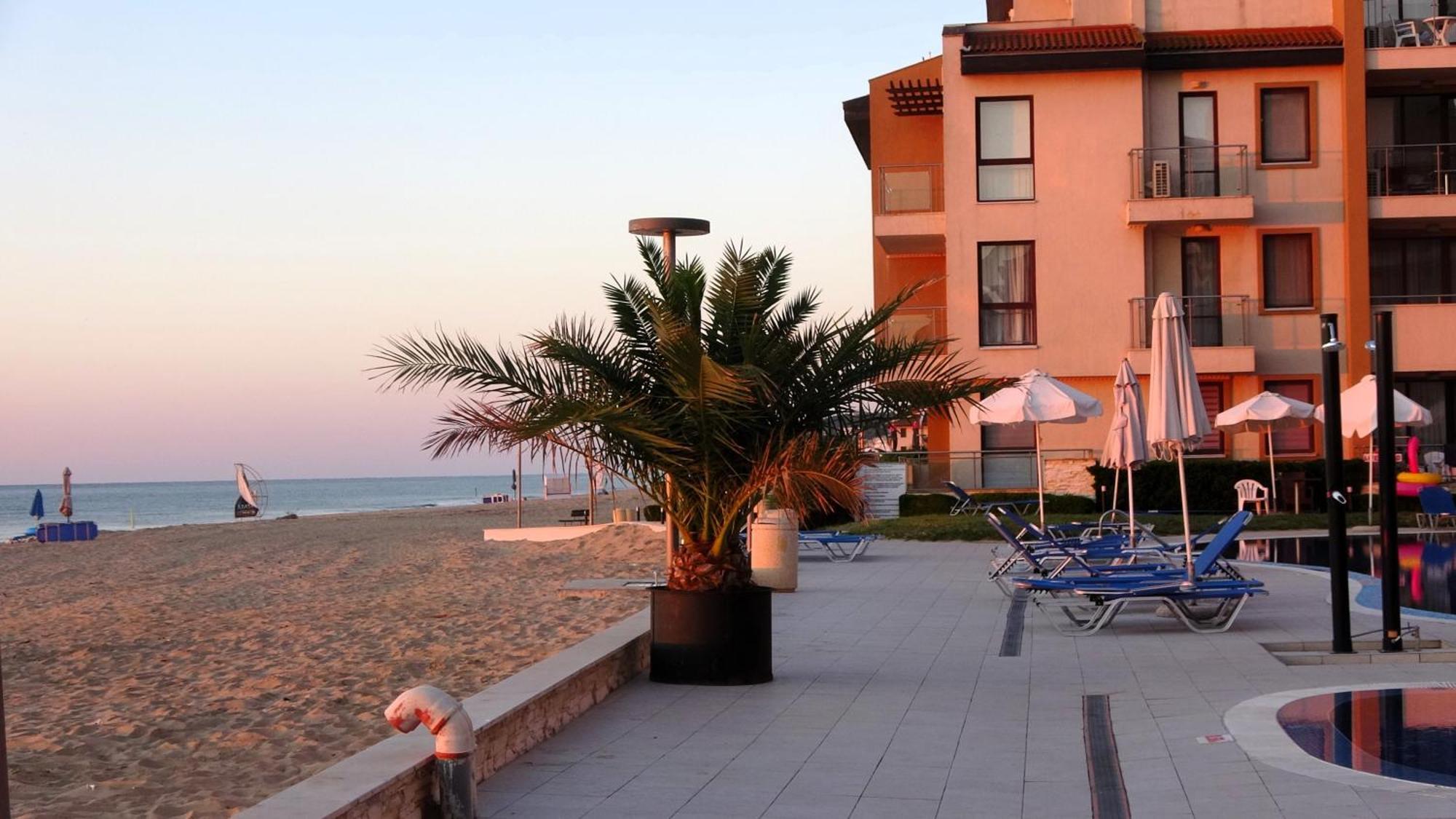 Seafront Apartment Im Obzor Beach Resort Buitenkant foto