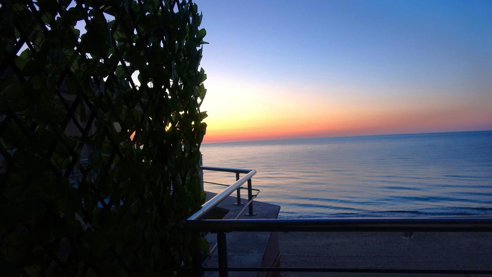 Seafront Apartment Im Obzor Beach Resort Buitenkant foto